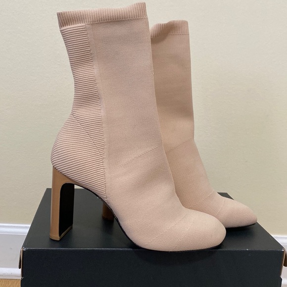 Vintage Rag&bone Womens Ellis stretch knit sock heeled boots 👢.Heel 3.5 inches